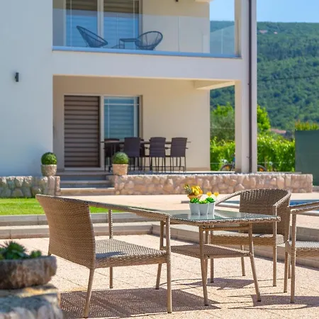 Maria Donji Prolozac