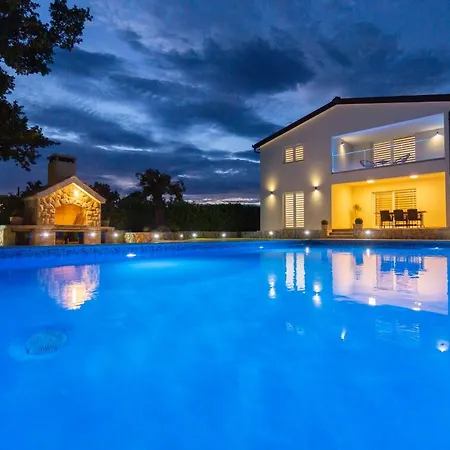 Maria Donji Prolozac