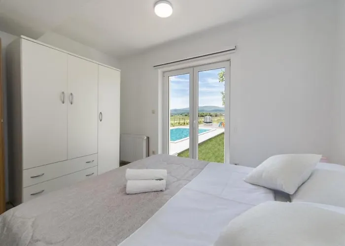 Maria Holiday home Donji Prolozac